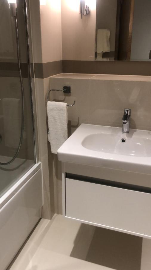The Wave Luxury Apartment Maskat